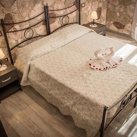 Rocca Pinta Guest House อาลเกโร ภายนอก รูปภาพ